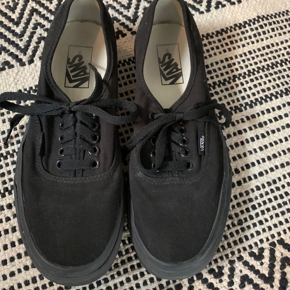 Vans low top